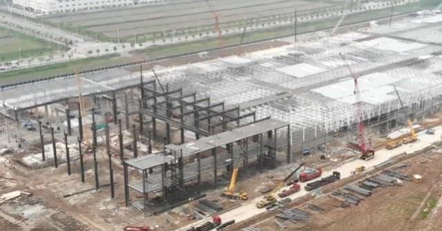 特斯拉上海超級工廠建設(shè)加速 最快9月初試生產(chǎn)，引領(lǐng)全球新能源汽車制造新篇章