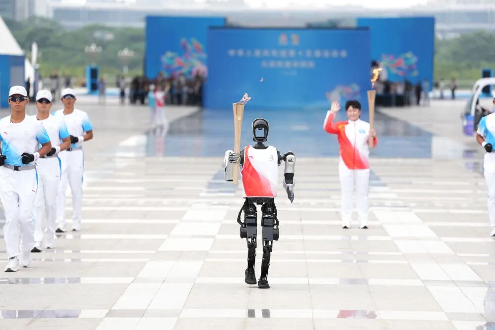 圣火耀灣區，禮儀服務鑄就時代新篇